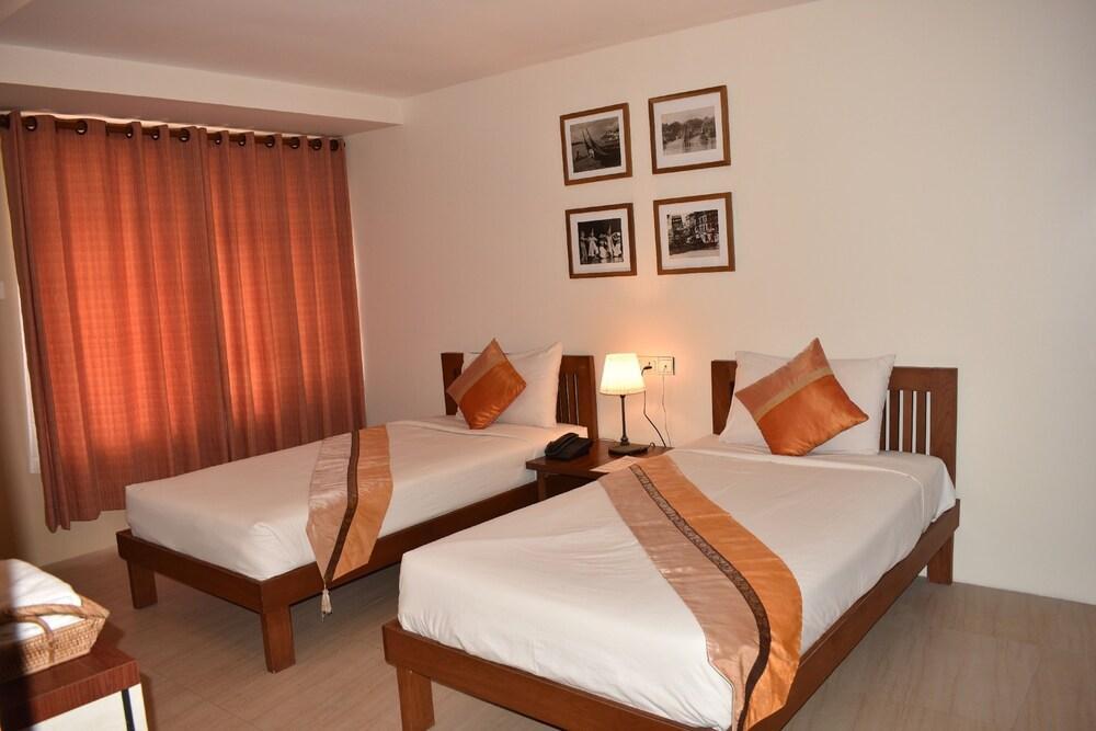 Paradise Hotel Nyaung Shwe Inle Lake Dış mekan fotoğraf
