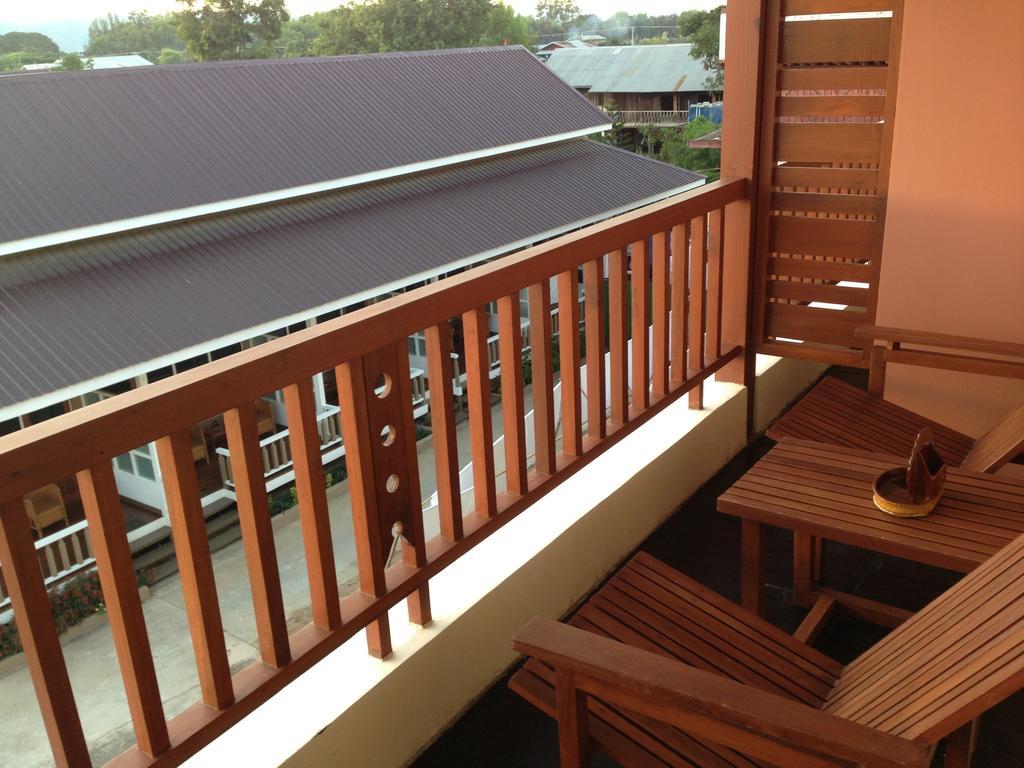 Paradise Hotel Nyaung Shwe Inle Lake Dış mekan fotoğraf