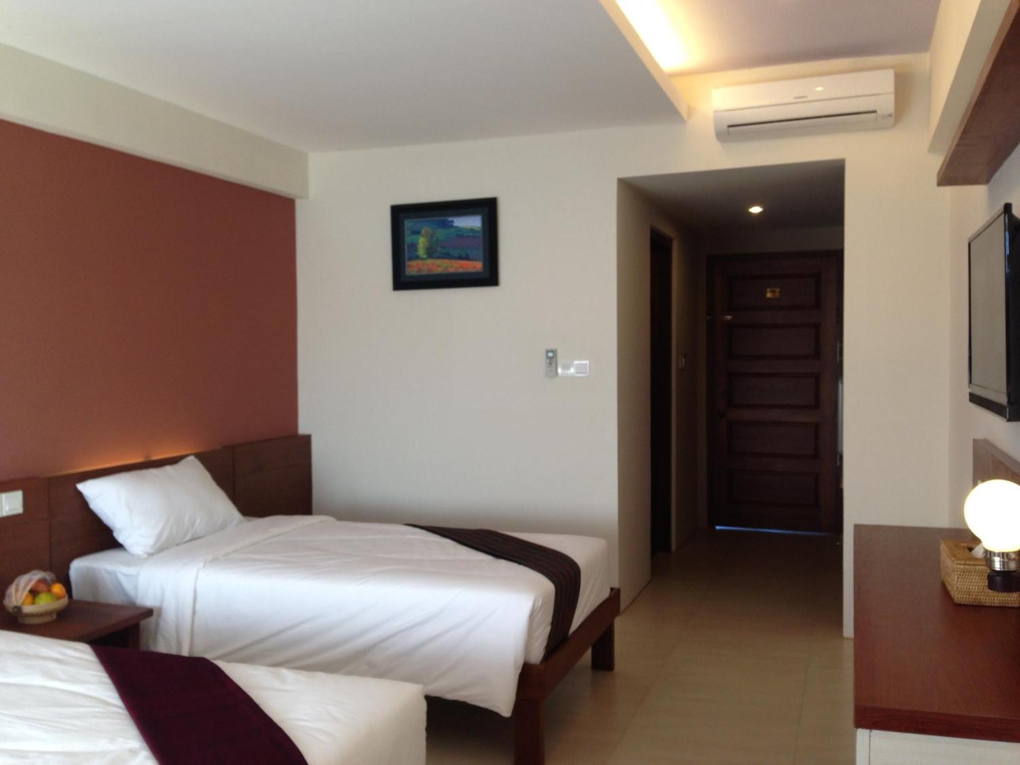 Paradise Hotel Nyaung Shwe Inle Lake Dış mekan fotoğraf
