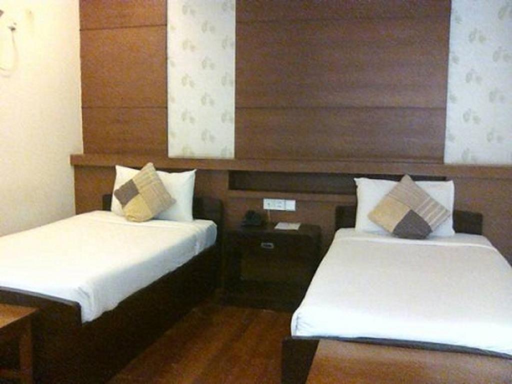 Paradise Hotel Nyaung Shwe Inle Lake Dış mekan fotoğraf